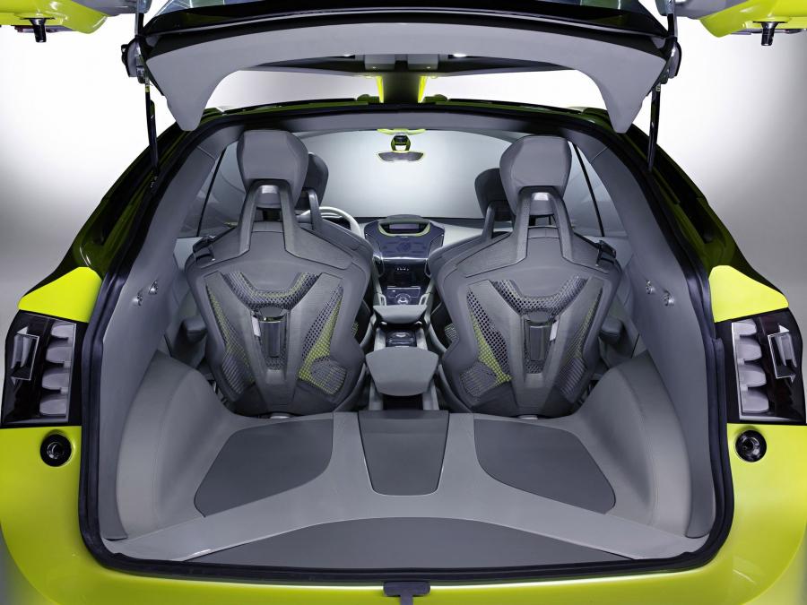  Ford iosis Max Concept 2009 года  (фото 32 из 45)